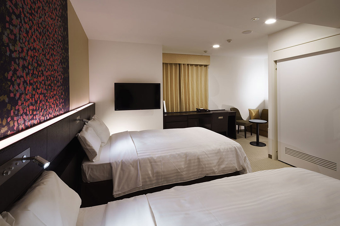 ユニバーサルツイン